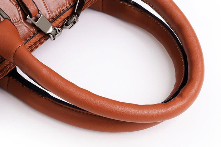 Modern Luxury 4-Piece Leather Bag Set