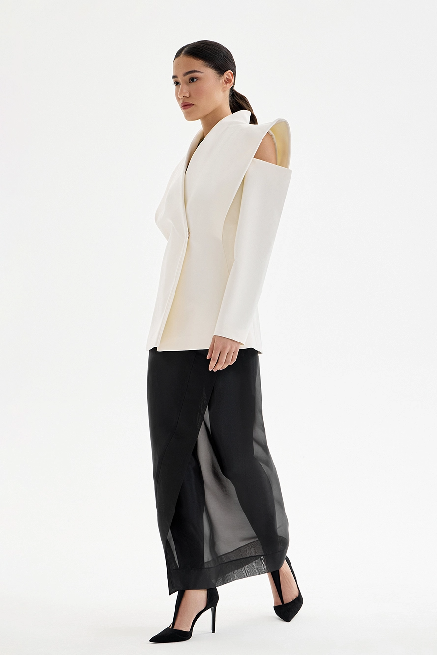 Valeria™ | Sculptural Shoulder Blazer
