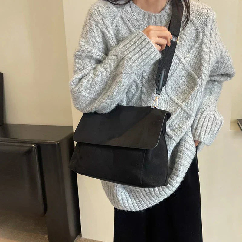 Vintage-Style Luxury Shoulder Bag